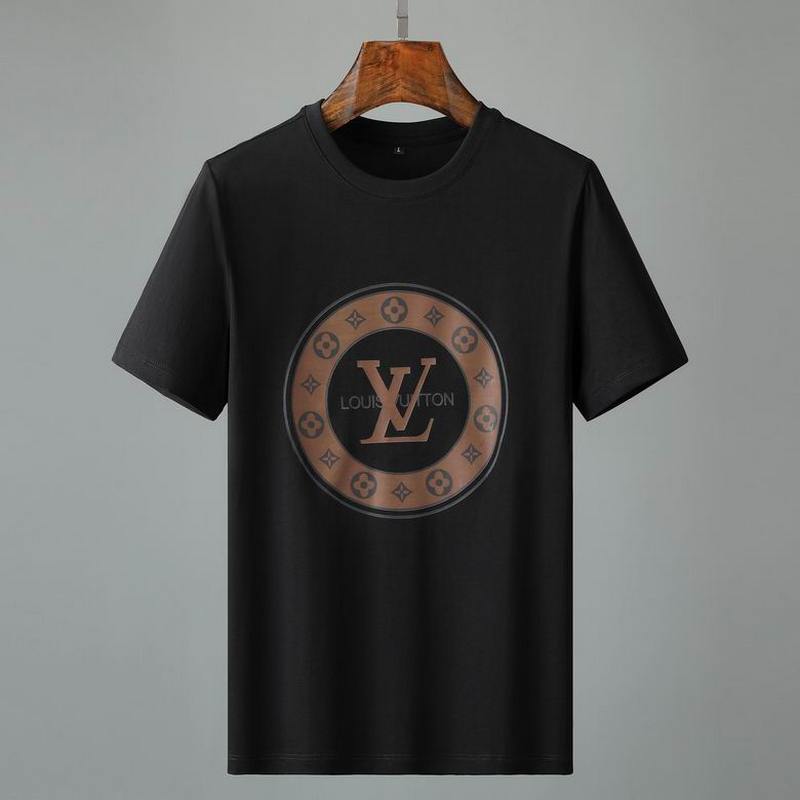 Louis Vuitton Men's T-shirts 779